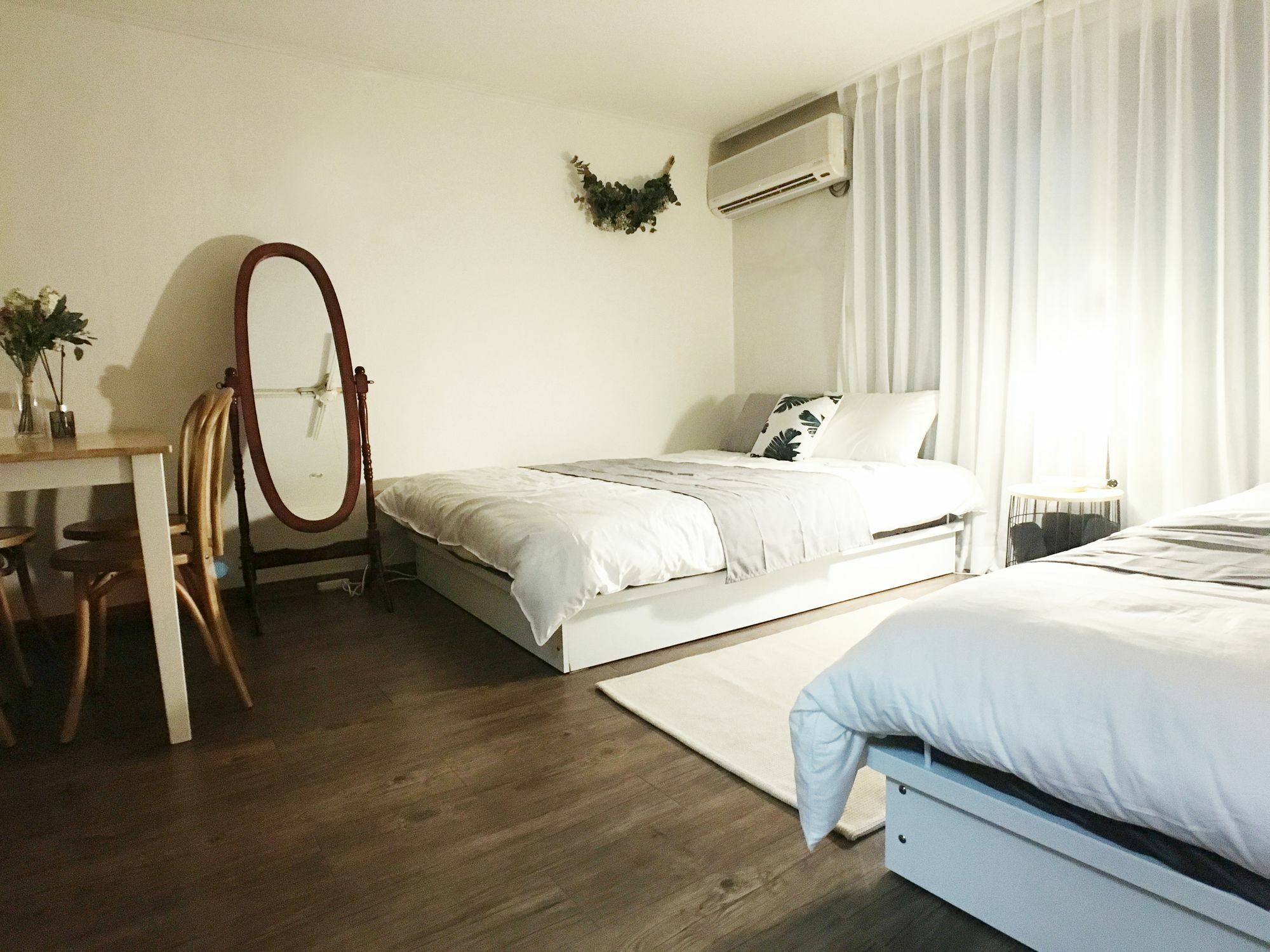 Appartement Sunny House Hongik Snt 1Mins à Séoul Extérieur photo